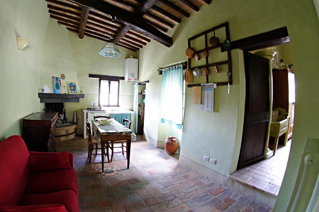 Penzion Agriturismo Residenza Paradiso Trevi Pokoj fotografie